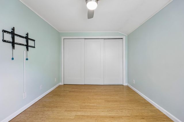 3619 S FOUR MILE RUN, Arlington, VA 22206