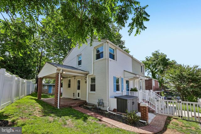 3619 S FOUR MILE RUN, Arlington, VA 22206