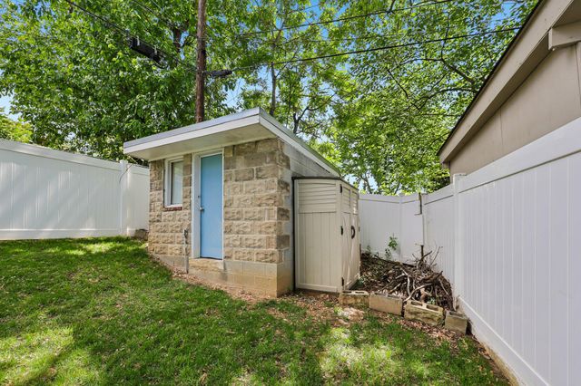 3619 S FOUR MILE RUN, Arlington, VA 22206