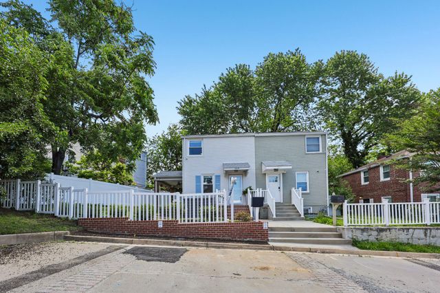 3619 S FOUR MILE RUN, Arlington, VA 22206