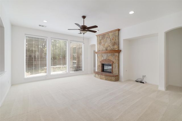 18933 Colonial Manor LN, Pflugerville, TX 78660