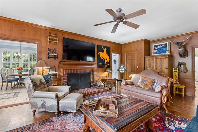 4200 NE 36th Street, Forest Park, OK 73121