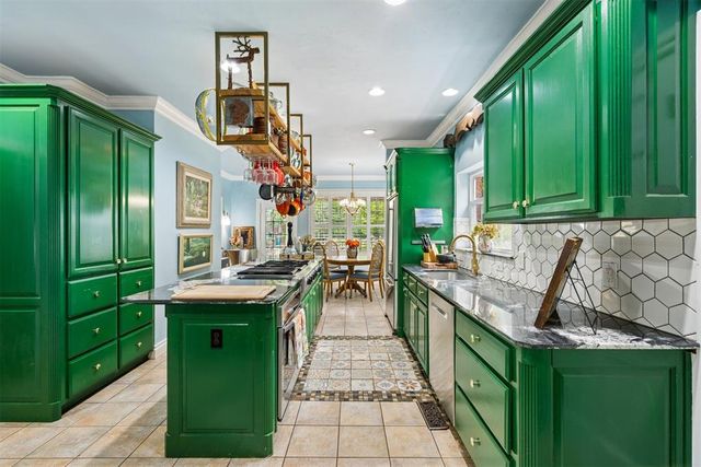 4200 NE 36th Street, Forest Park, OK 73121