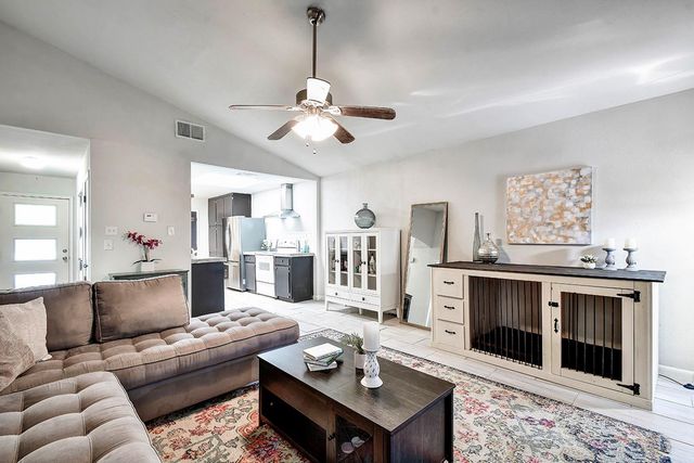 937 Sundance ST, New Braunfels, TX 78130