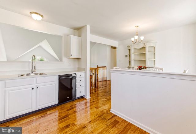 832 ROSETREE DR, Williamstown, NJ 08094