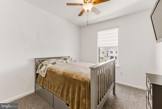 832 ROSETREE DR, Williamstown, NJ 08094