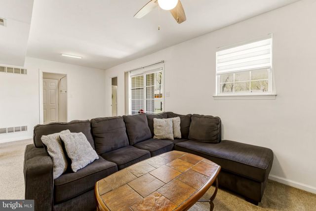 832 ROSETREE DR, Williamstown, NJ 08094