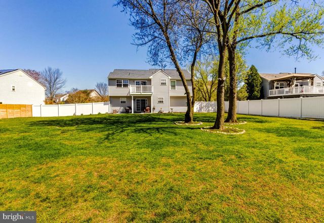 832 ROSETREE DR, Williamstown, NJ 08094