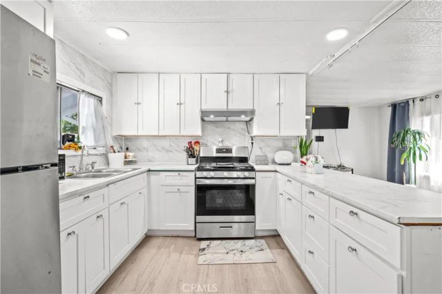 12560 Haster 208, Garden Grove, CA 92840