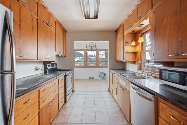 617 3rd Street, Hudson, WI 54016