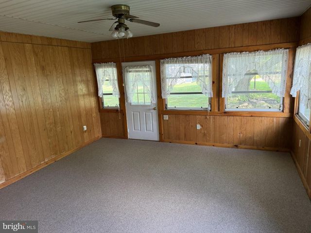 112 CHARLES AVE, Hanover, PA 17331