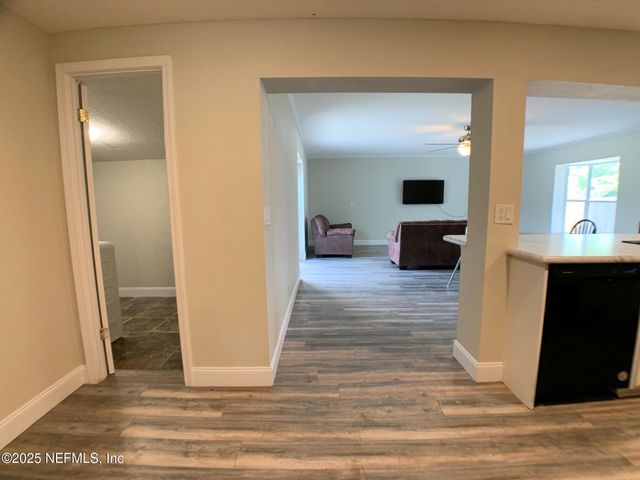 435 SIGSBEE Road, Orange Park, FL 32073