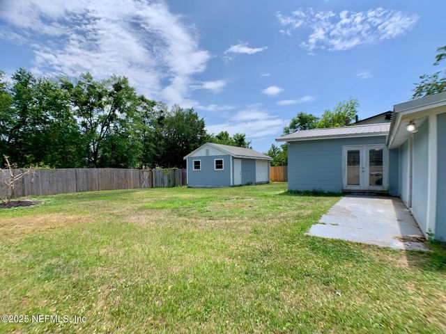 435 SIGSBEE Road, Orange Park, FL 32073