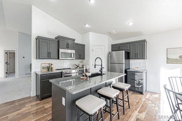 3854 Tradition Court, Idaho Falls, ID 83401