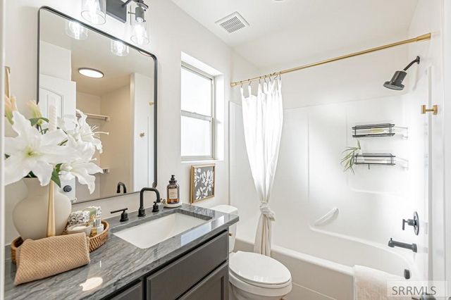 3854 Tradition Court, Idaho Falls, ID 83401