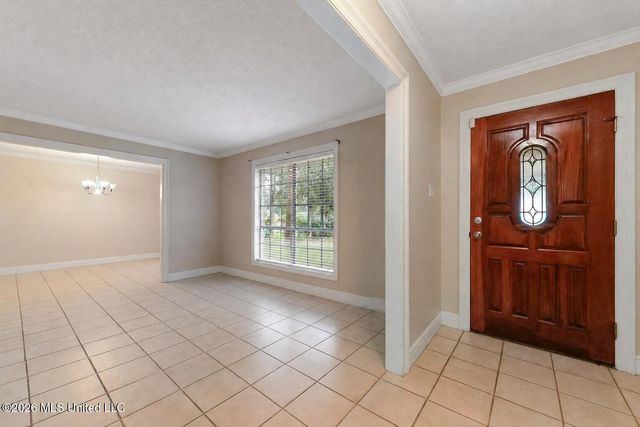 2201 Sandalwood Place, Gautier, MS 39553