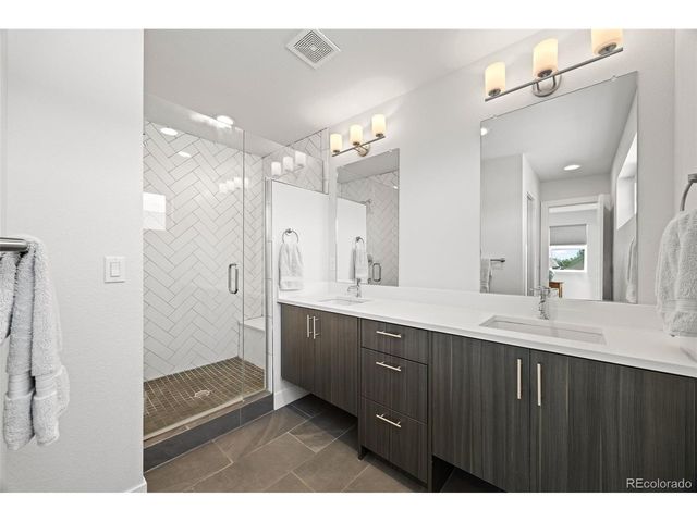 1568 Wolff St, Denver, CO 80204