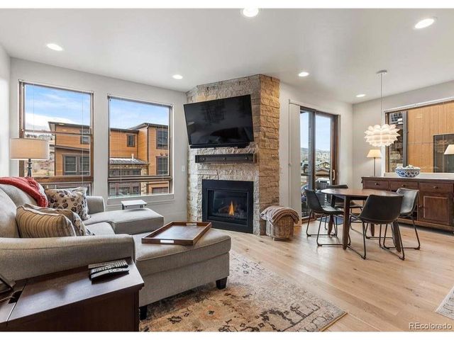 1070 Blue River Pkwy 204, Silverthorne, CO 80498