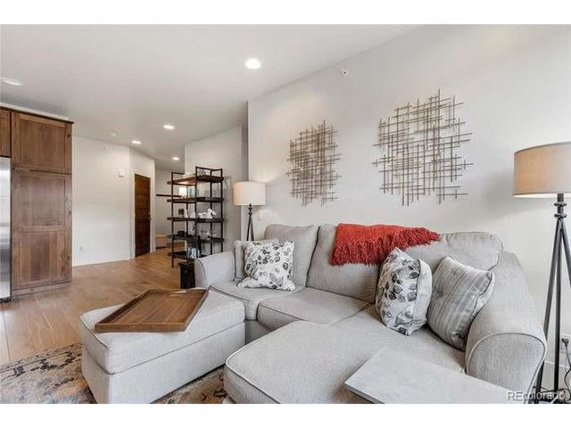 1070 Blue River Pkwy 204, Silverthorne, CO 80498