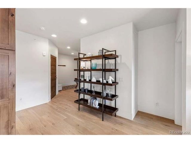 1070 Blue River Pkwy 204, Silverthorne, CO 80498