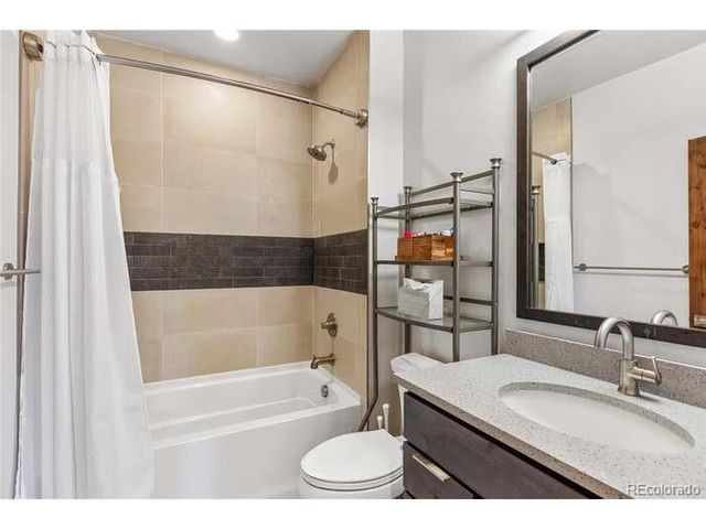 1070 Blue River Pkwy 204, Silverthorne, CO 80498