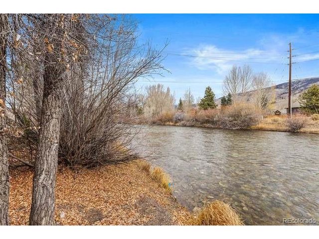 1070 Blue River Pkwy 204, Silverthorne, CO 80498
