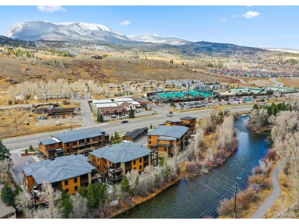 1070 Blue River Pkwy 204, Silverthorne, CO 80498