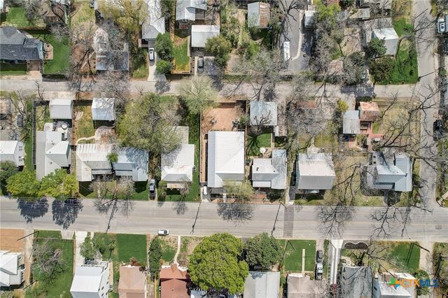 546 S Academy Avenue, New Braunfels, TX 78130