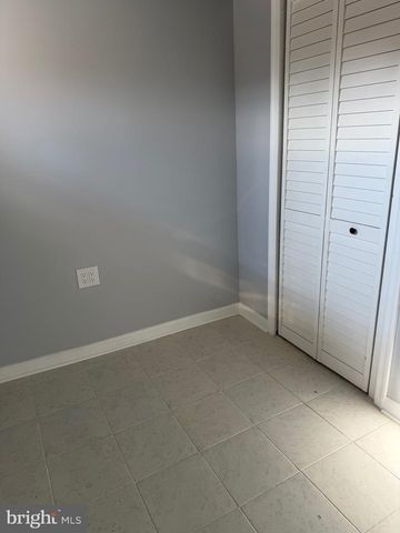 7545 IVES LN, Baltimore, MD 21222