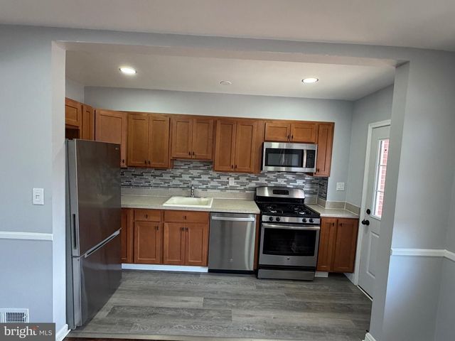 7545 IVES LN, Baltimore, MD 21222