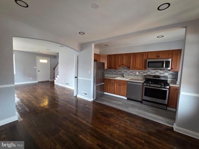 7545 IVES LN, Baltimore, MD 21222