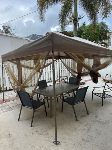 6892 Perdido Bay Terrace, Lake Worth, FL 33463