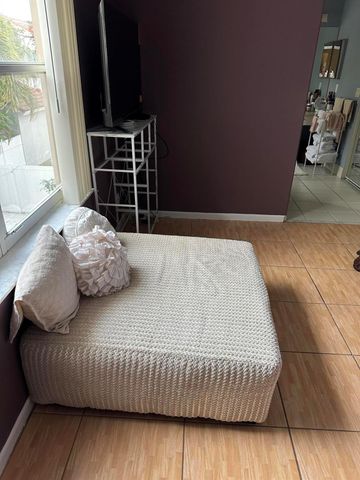 6892 Perdido Bay Terrace, Lake Worth, FL 33463