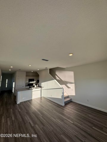 534 TROUT RUN Road, Jacksonville, FL 32218