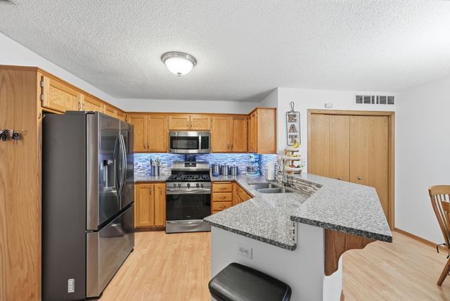 1328 128th Avenue NE, Blaine, MN 55434