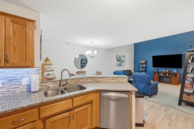 1328 128th Avenue NE, Blaine, MN 55434
