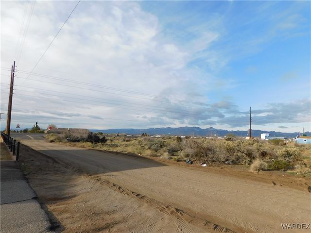 4143 Highway 68, Golden Valley, AZ 86413