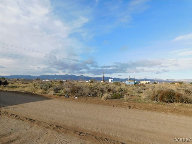 4143 Highway 68, Golden Valley, AZ 86413