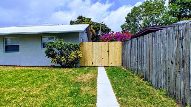 1945 Liberty Street 1, Hollywood, FL 33020