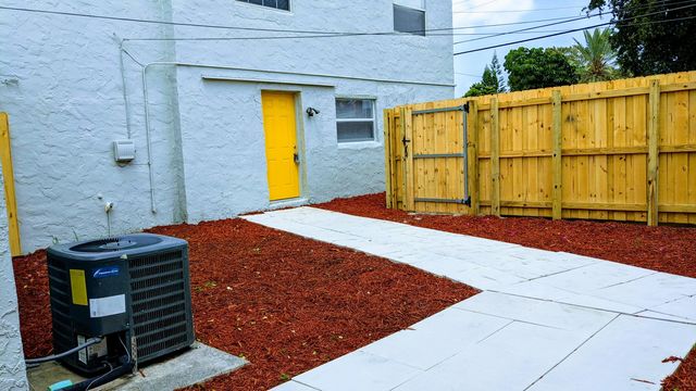 1945 Liberty Street 1, Hollywood, FL 33020