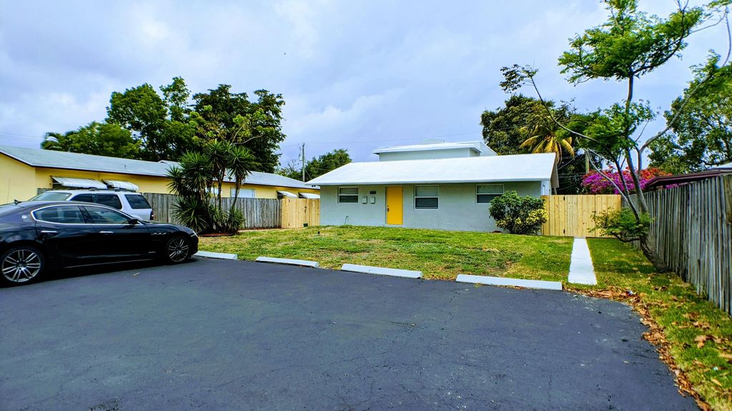 1945 Liberty Street 1, Hollywood, FL 33020