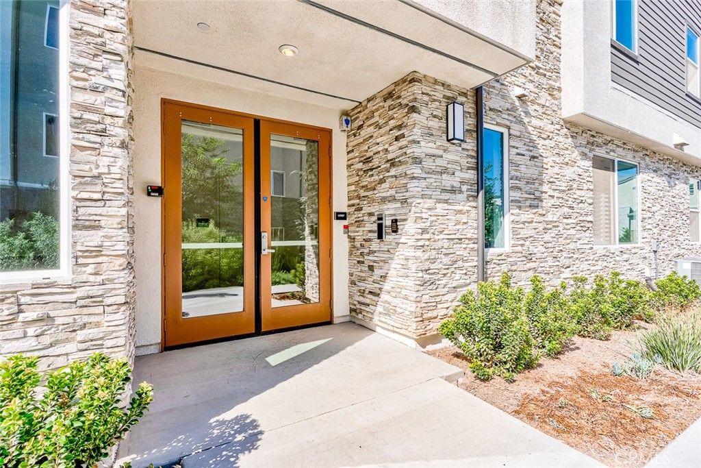 519 Mulligan, Irvine, CA 92618 — photo 2
