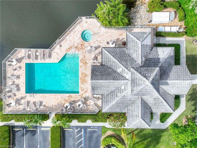 8580 Mystic Greens WAY # 602, Naples, FL 34113