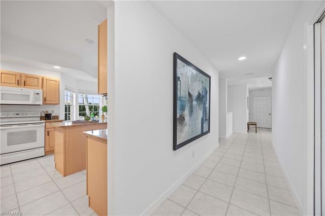 8580 Mystic Greens WAY # 602, Naples, FL 34113