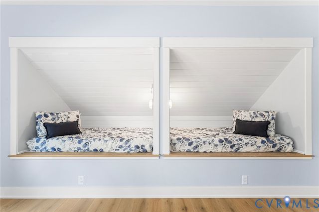 147 Galway Bay Ln, Kilmarnock, VA 22482