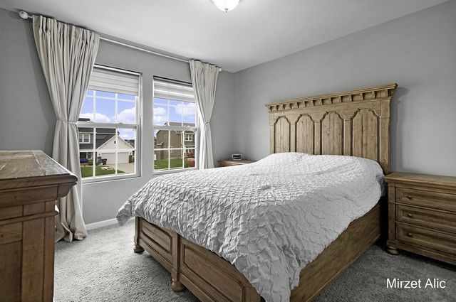 8748 Prairie Stone Drive, Byron Center, MI 49315