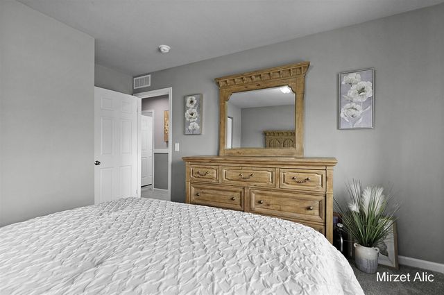 8748 Prairie Stone Drive, Byron Center, MI 49315