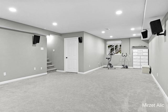 8748 Prairie Stone Drive, Byron Center, MI 49315