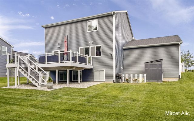 8748 Prairie Stone Drive, Byron Center, MI 49315