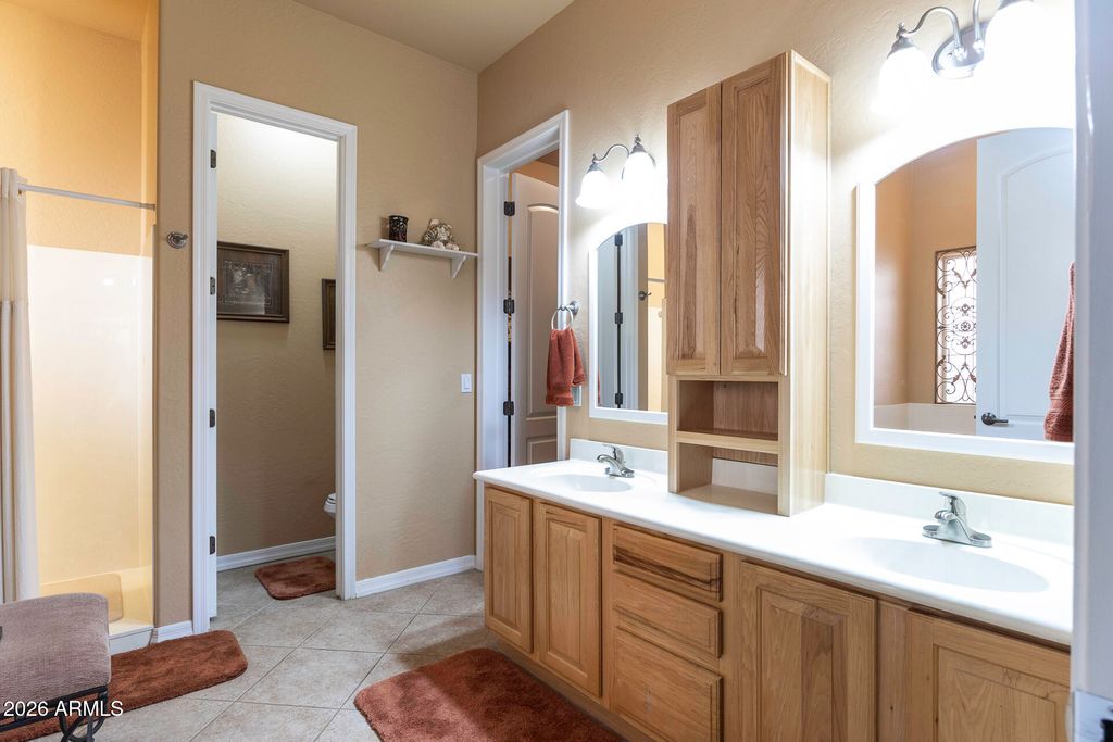 Image 21 of property listing at 923 W CROOKED STICK Drive, Casa Grande, AZ 85122